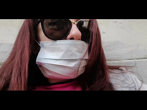 ❤️ Nicoletta se pomstí svému sousedovi a vyčůrá se mu do garáže (Speciál Covid19 Italská karanténa) Anal video u cs.hentaiser.ru ﹏